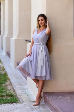 Sieviešu jauniešu apģērbs no mēteļu, kleitu, uzvalku ražotāja